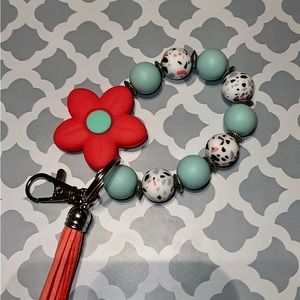 Floral Beaded Wristlet